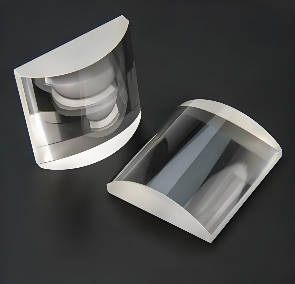 平凸透镜（Plano-Convex Lens）